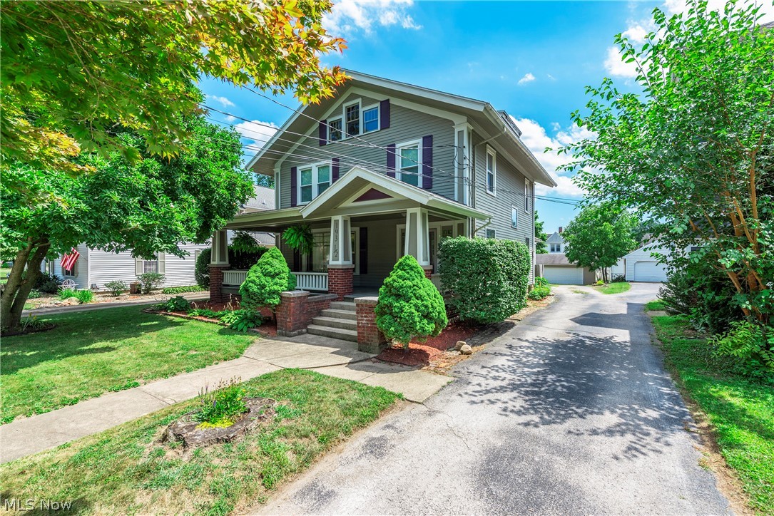193 1/2 W Main Street