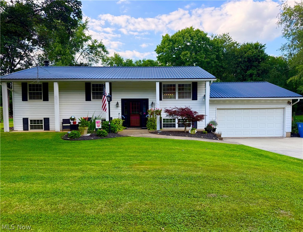 1795 Nichols Road Property Photo 1