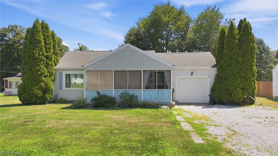 243 Lincoln Avenue Property Photo 1