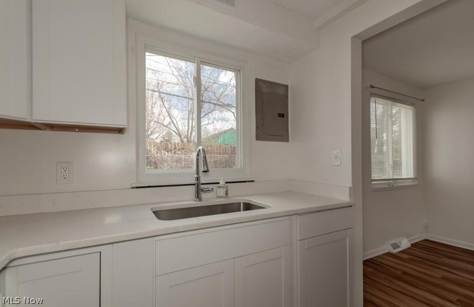 1543 Severn Lane Property Photo 6