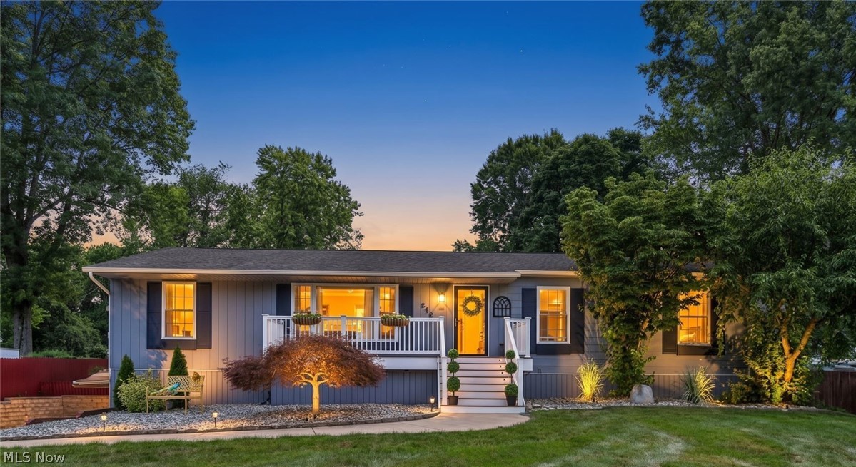 6109 N Oval Road Property Photo 2