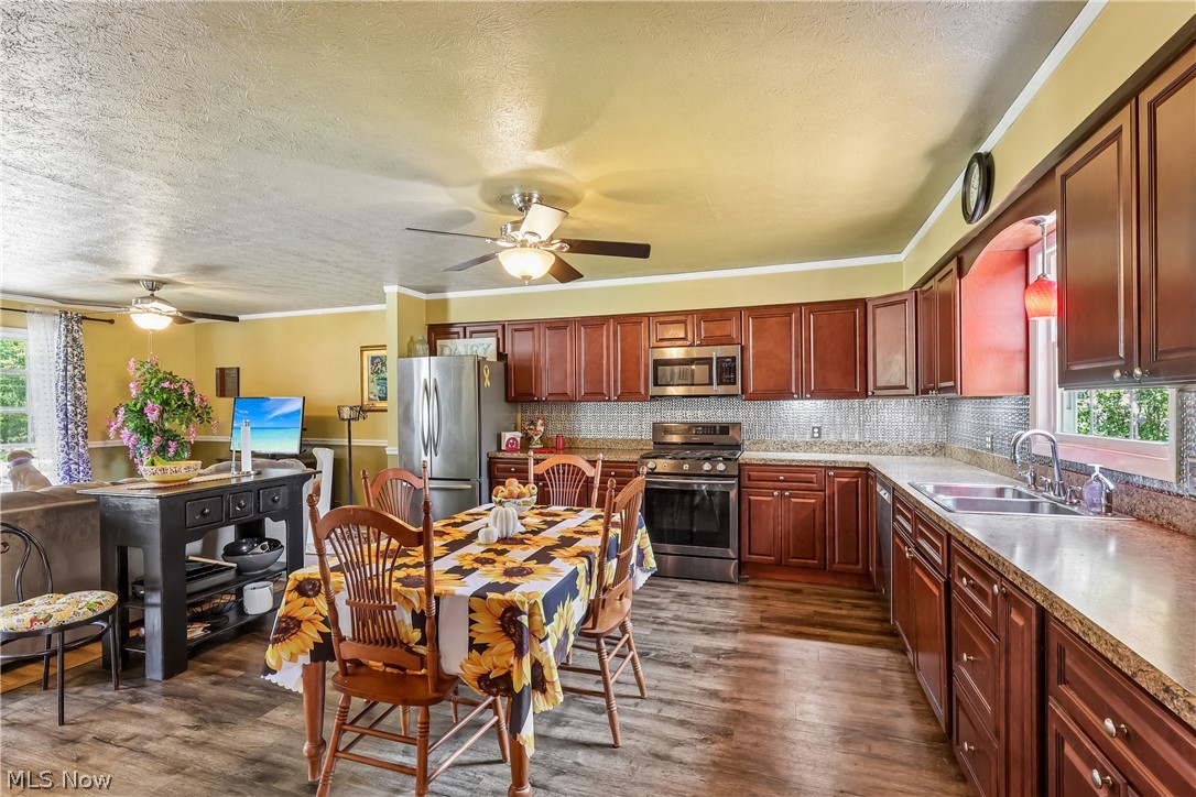 6109 N Oval Road Property Photo 15