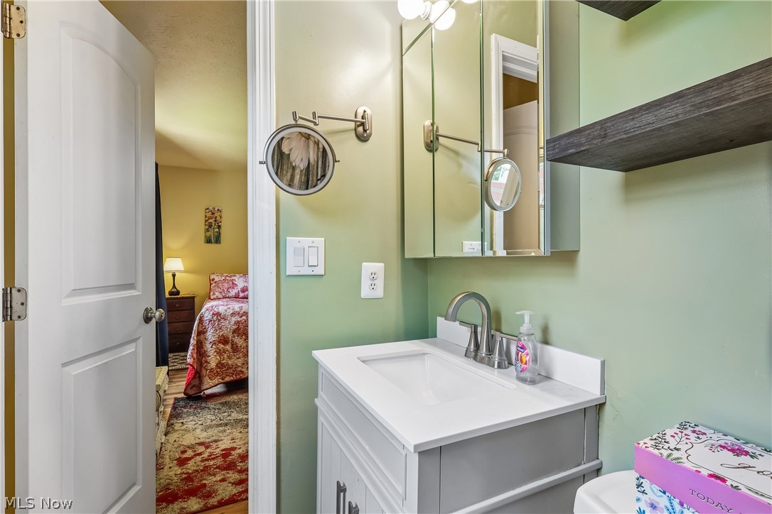 6109 N Oval Road Property Photo 24