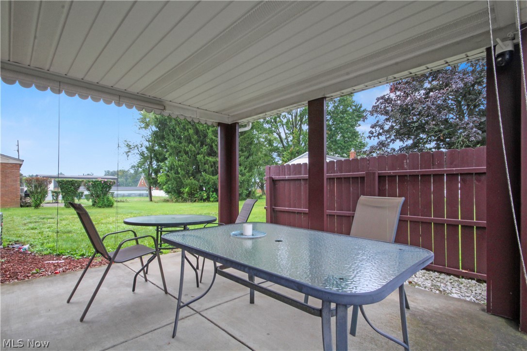945 Larkridge Avenue Property Photo 21