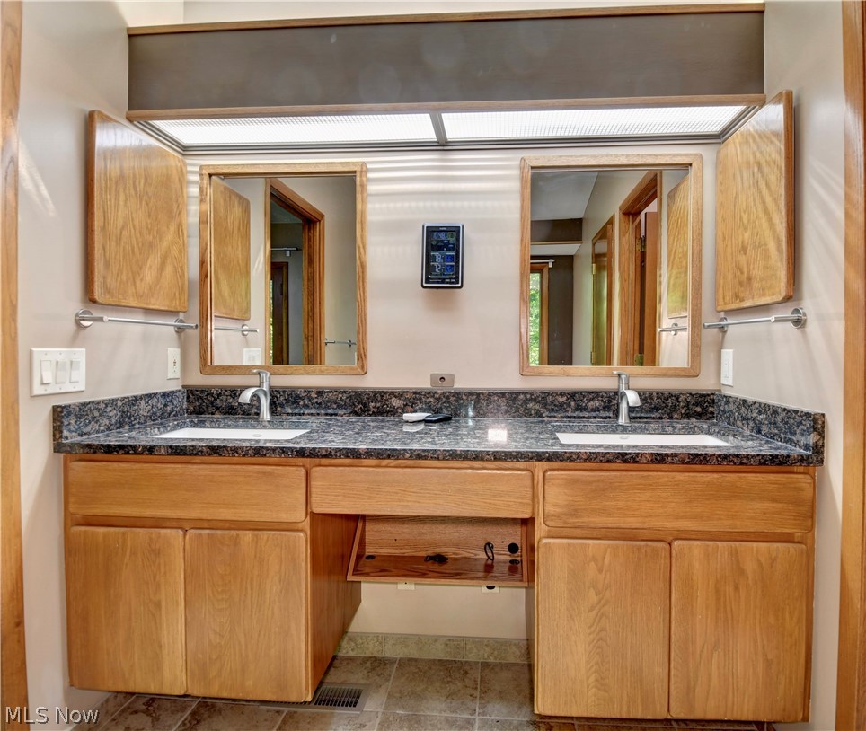 4431 Oldham Way Property Photo 35