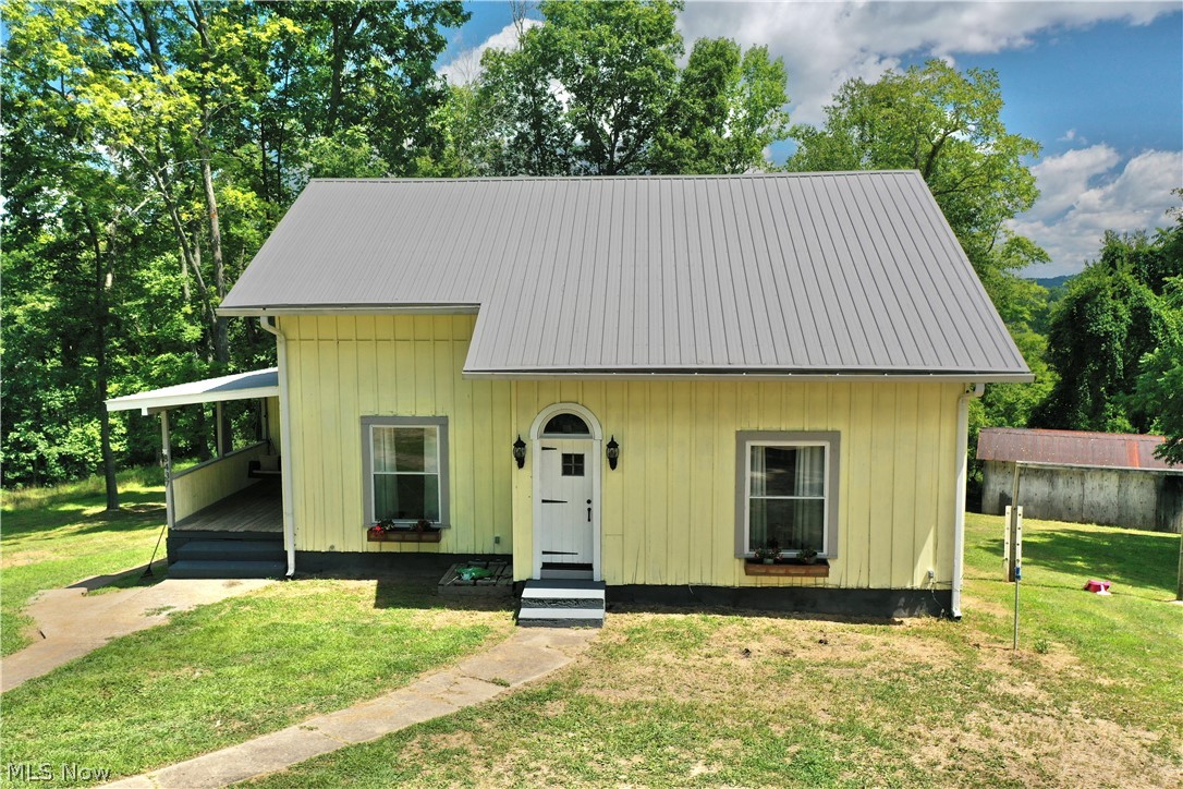 8437 S Calhoun Highway Property Photo 3