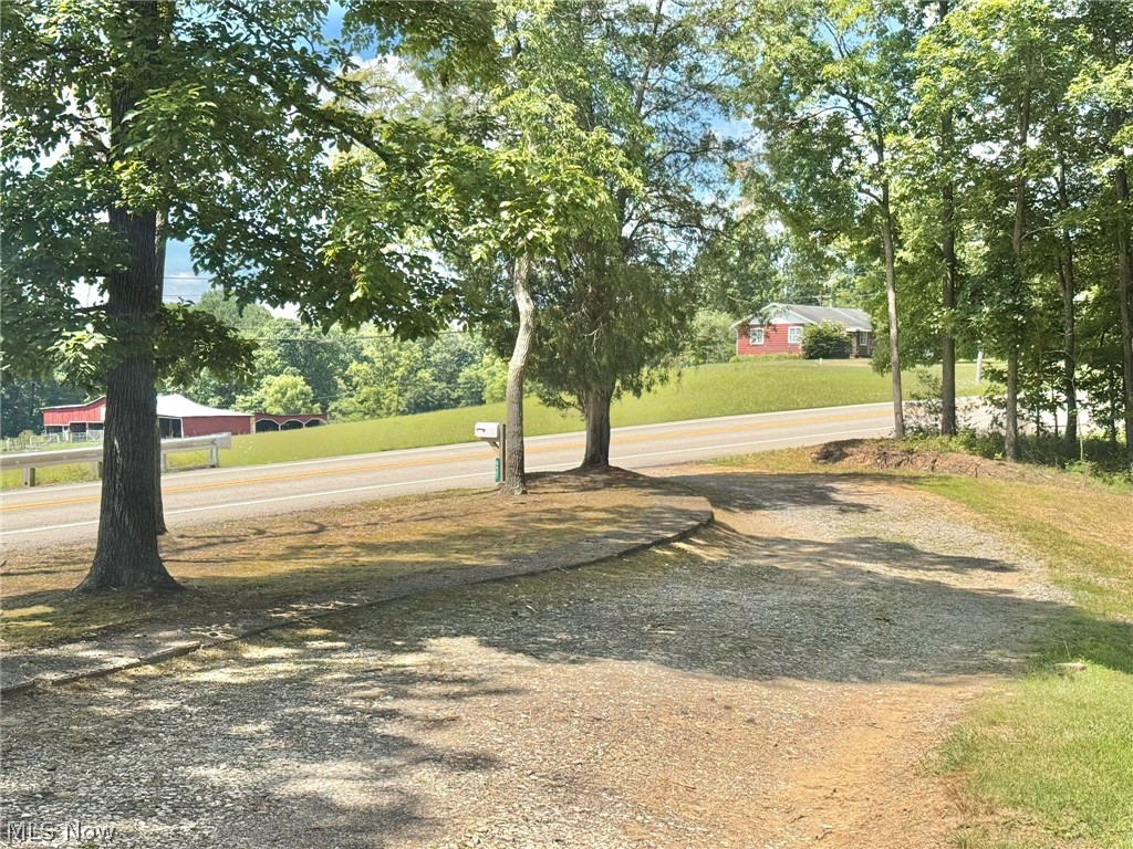 8437 S Calhoun Highway Property Photo 7