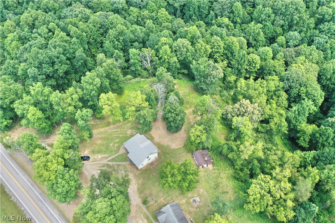 8437 S Calhoun Highway Property Photo 9