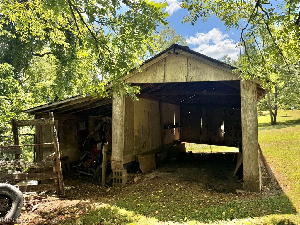 8437 S Calhoun Highway Property Photo 44