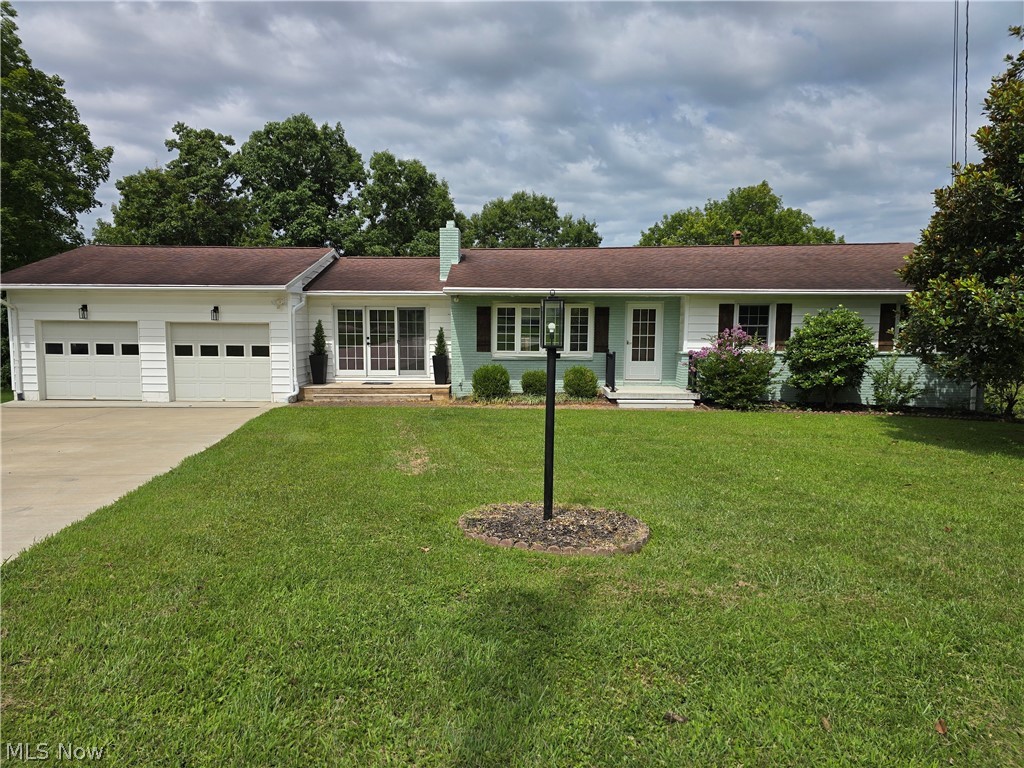 52 Meadow Ln Circle Property Photo 1
