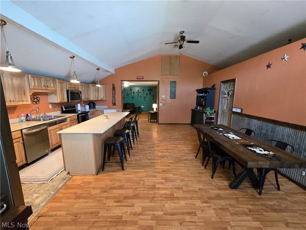 8725 State Route 7 Property Photo 12