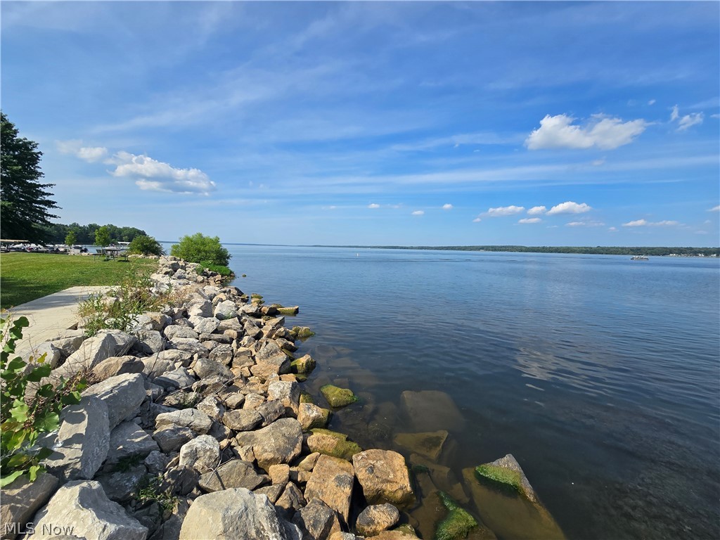 8725 State Route 7 Property Photo 25
