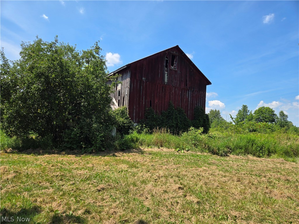 8725 State Route 7 Property Photo 31