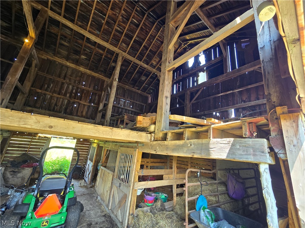 8725 State Route 7 Property Photo 36