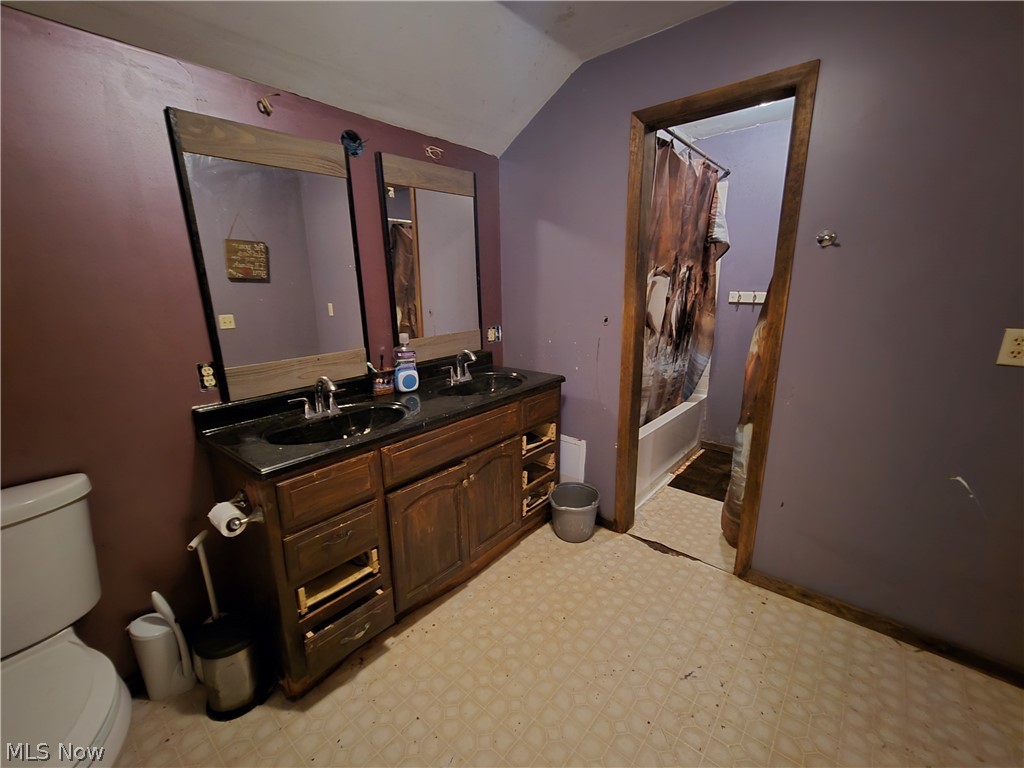 8725 State Route 7 Property Photo 38