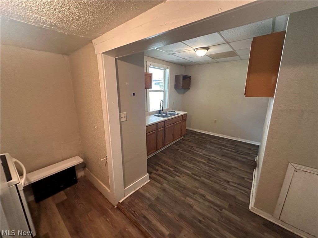 1061 Ackley Street Property Photo 10