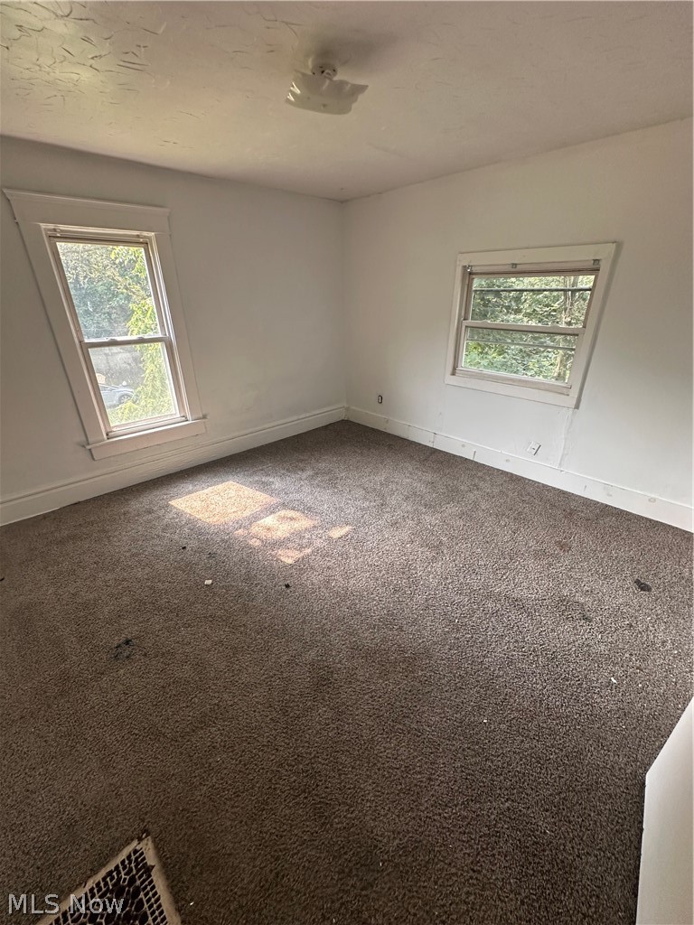 1061 Ackley Street Property Photo 17