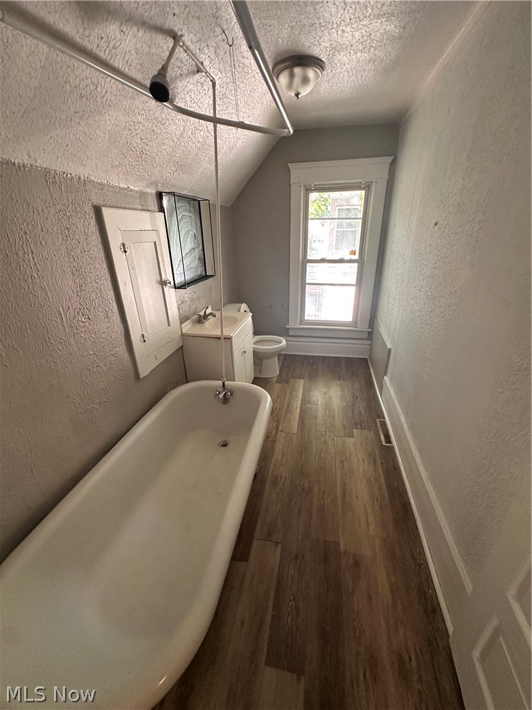 1061 Ackley Street Property Photo 18