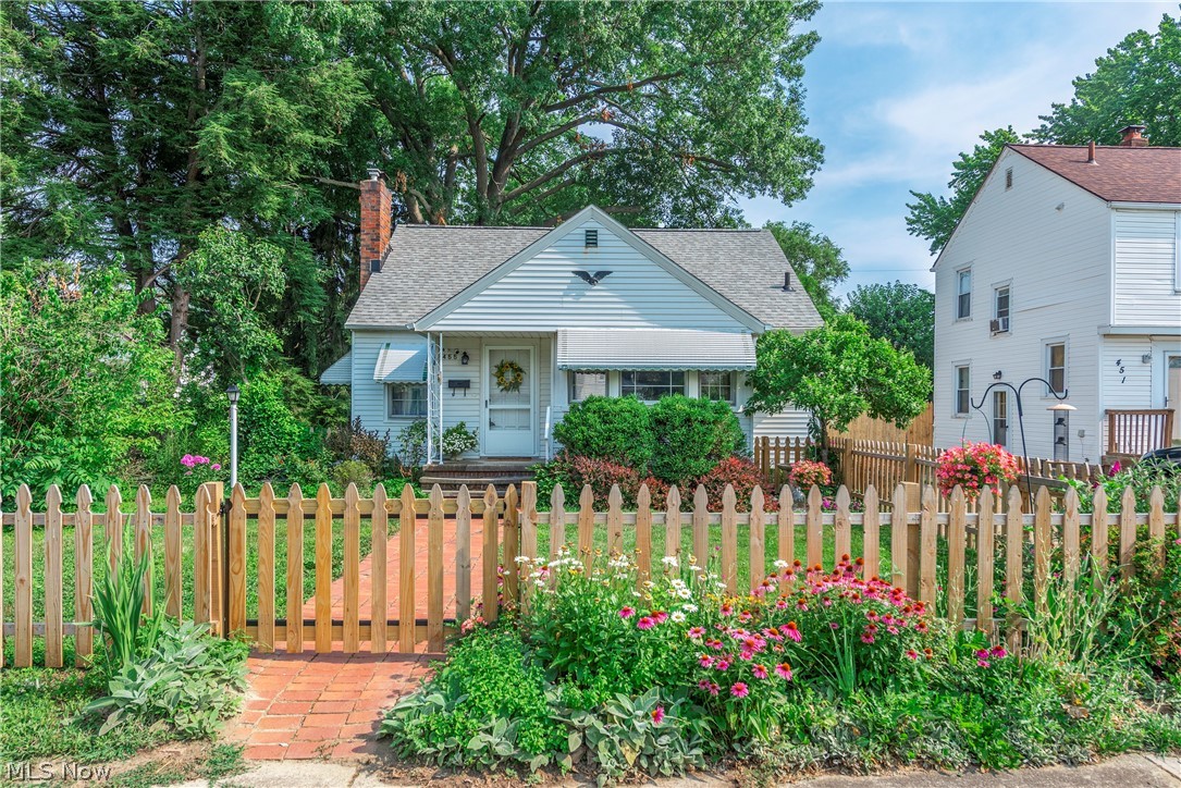 455 11th Street Property Photo 4