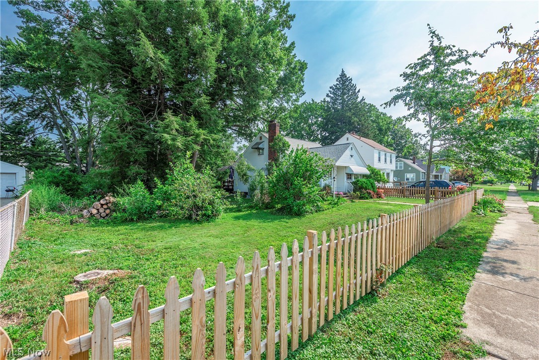 455 11th Street Property Photo 18