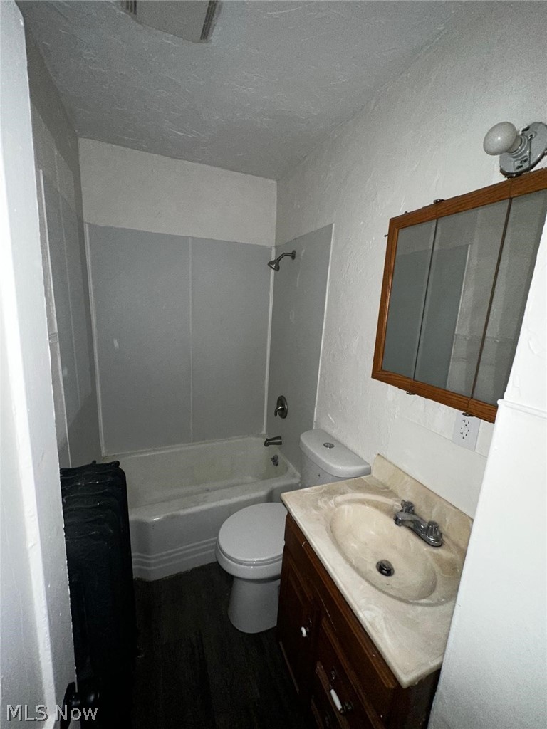 1234 W 6th Street 1 Property Photo 11