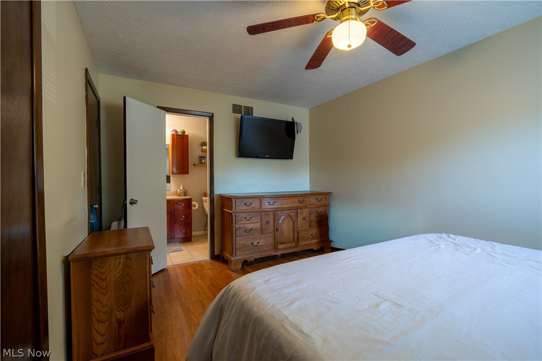 546 Fieldstone Drive Property Photo 19