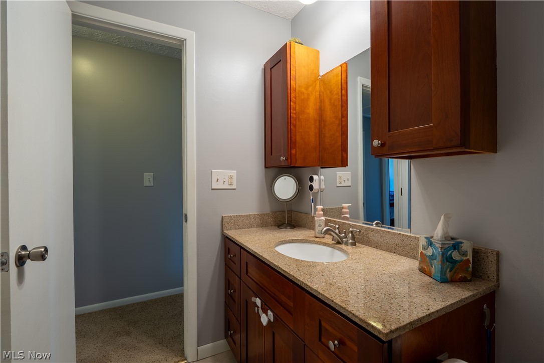 546 Fieldstone Drive Property Photo 26
