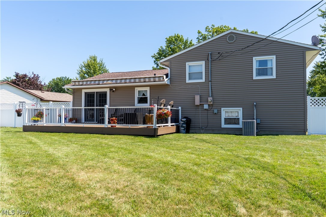 546 Fieldstone Drive Property Photo 33