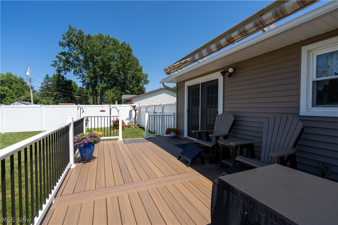 546 Fieldstone Drive Property Photo 39
