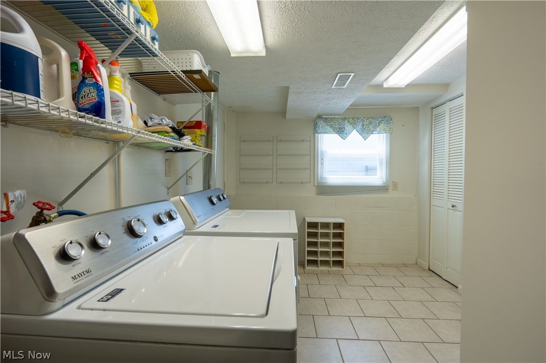 546 Fieldstone Drive Property Photo 42