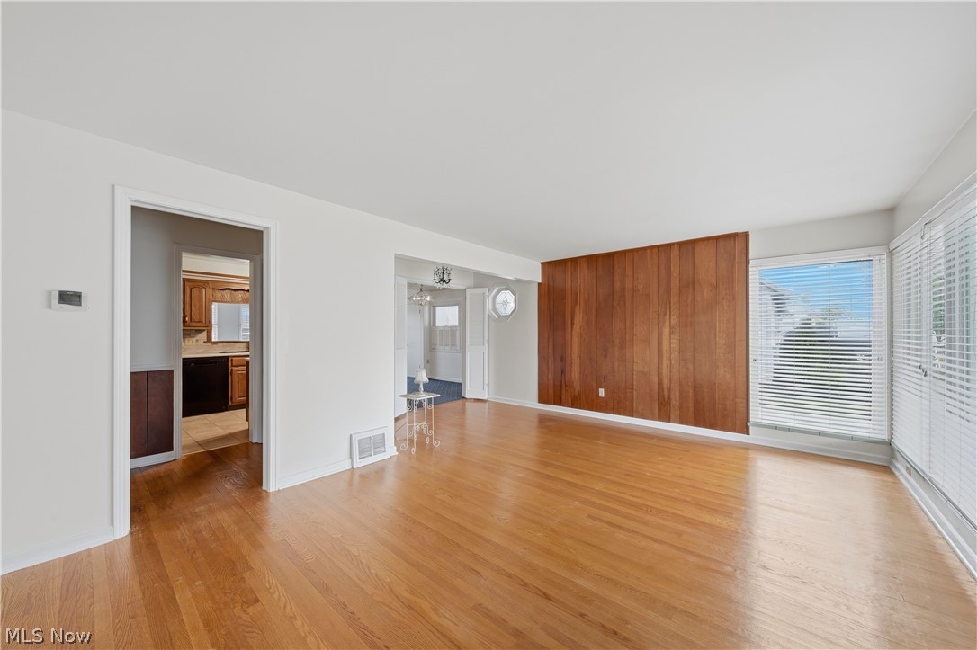1145 Poplar Avenue Sw Property Photo 4