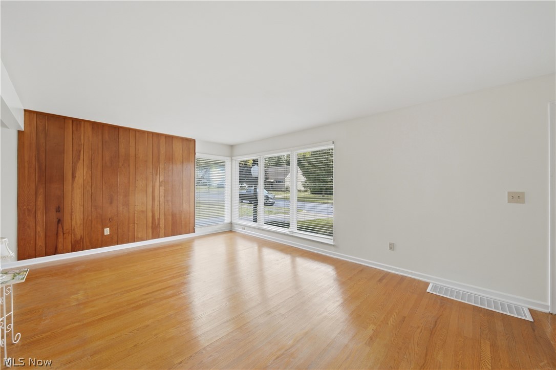 1145 Poplar Avenue Sw Property Photo 5