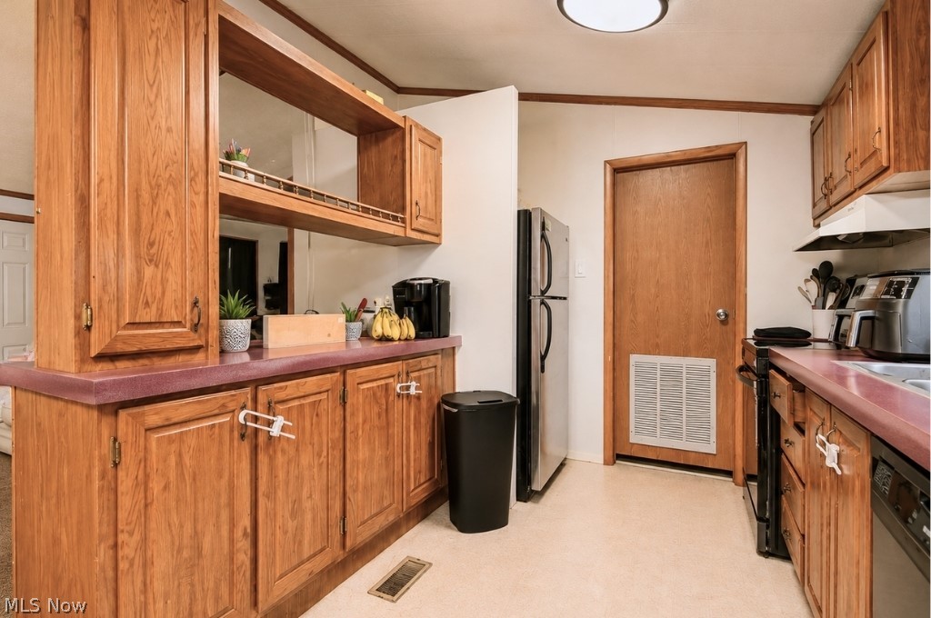 8 Eddy Road Property Photo 15