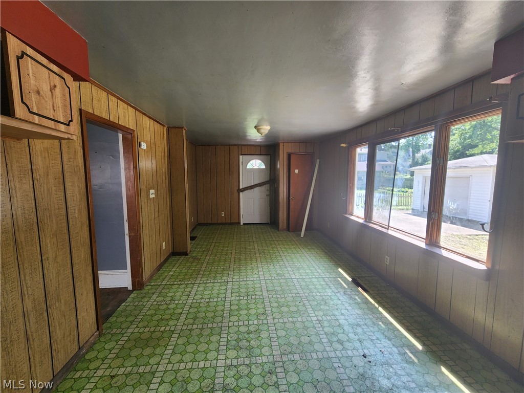 607 Aetna Street Property Photo 3