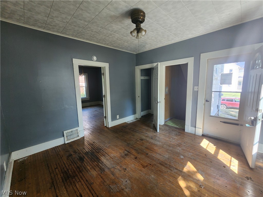 607 Aetna Street Property Photo 9