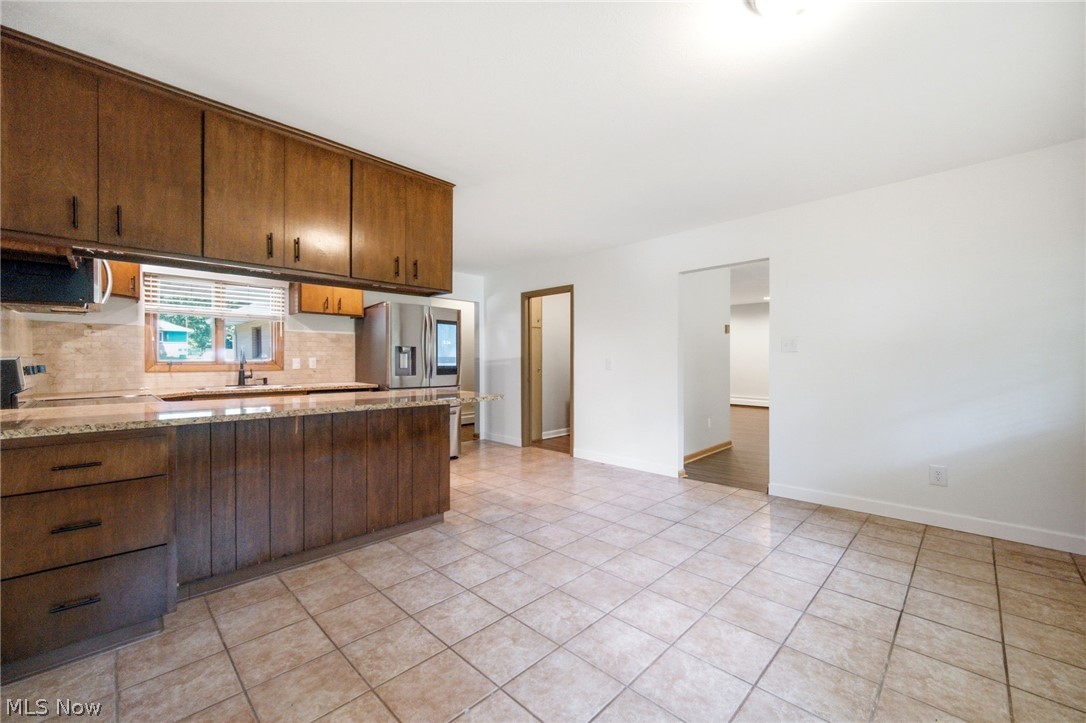 1097 Oak Tree Road Property Photo 9