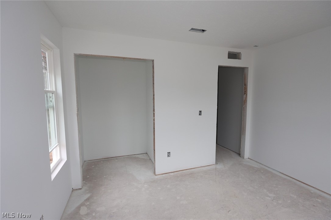 288 N Lighthouse Oval Property Photo 18