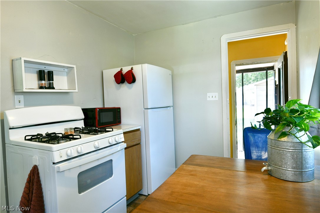 202 Elm Street Property Photo 14