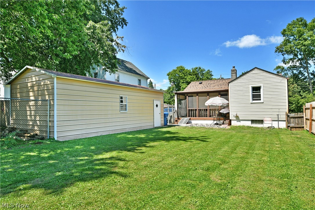 202 Elm Street Property Photo 35