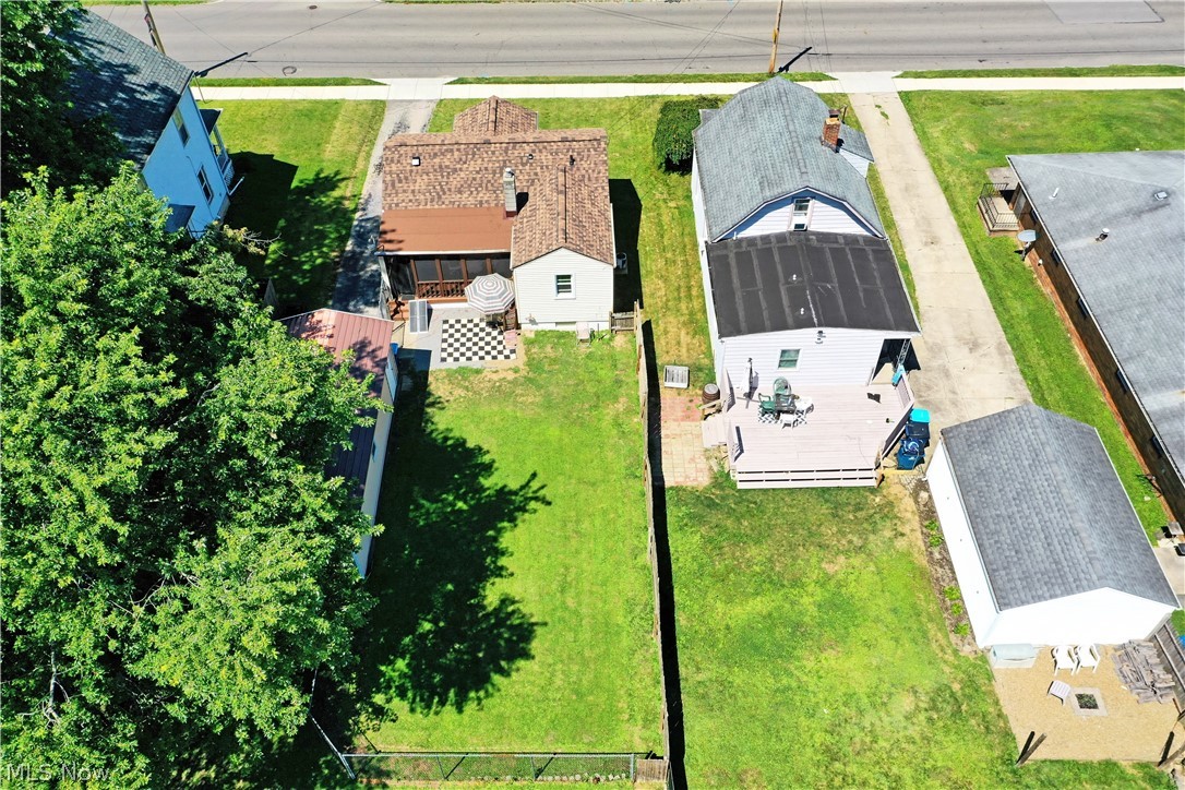 202 Elm Street Property Photo 39
