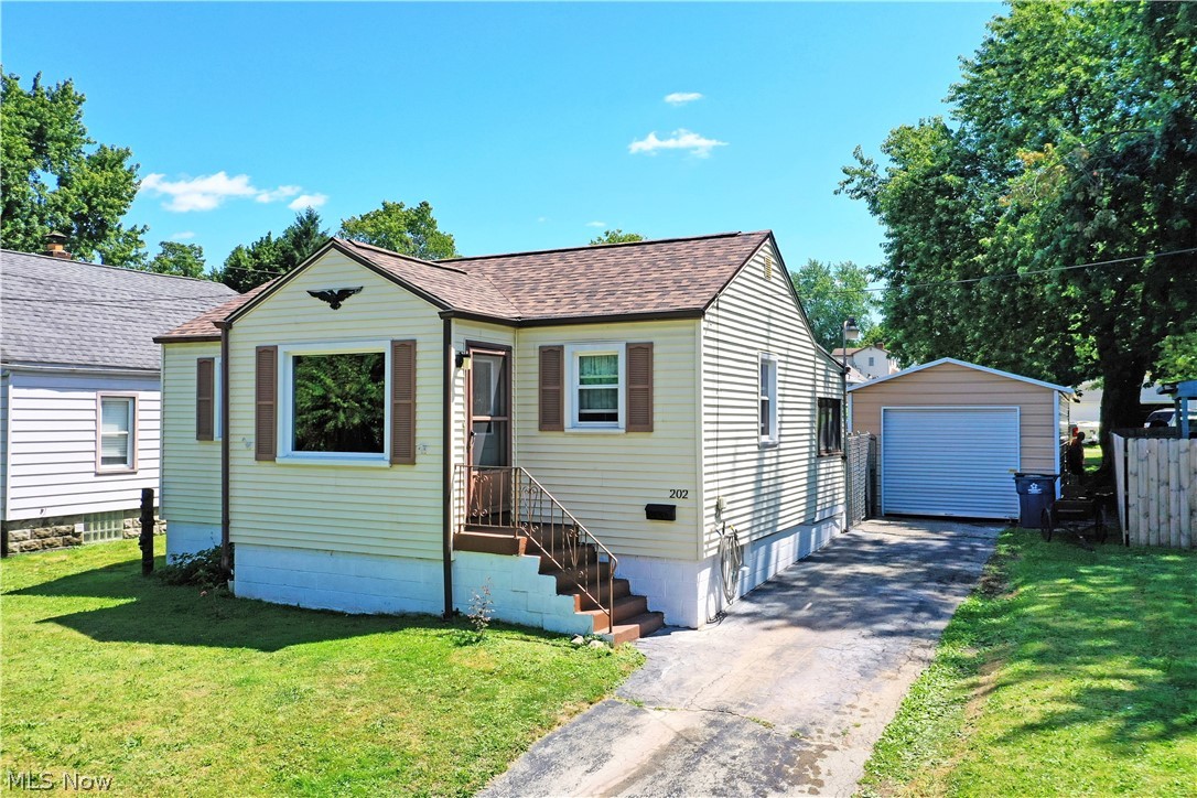 202 Elm Street Property Photo 44