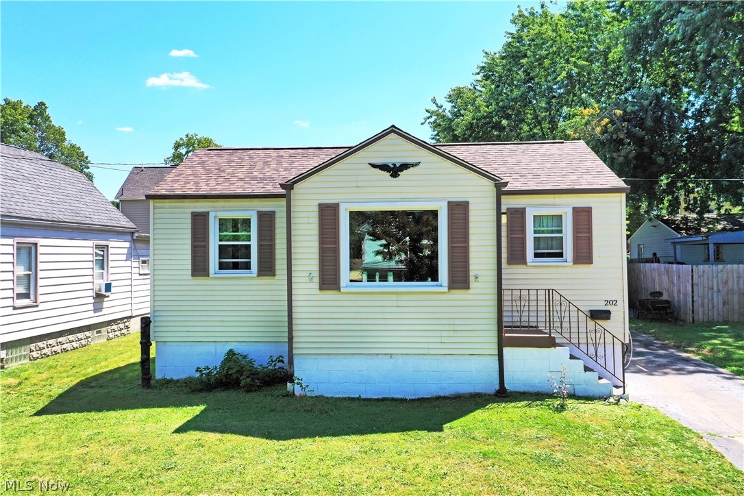 202 Elm Street Property Photo 45