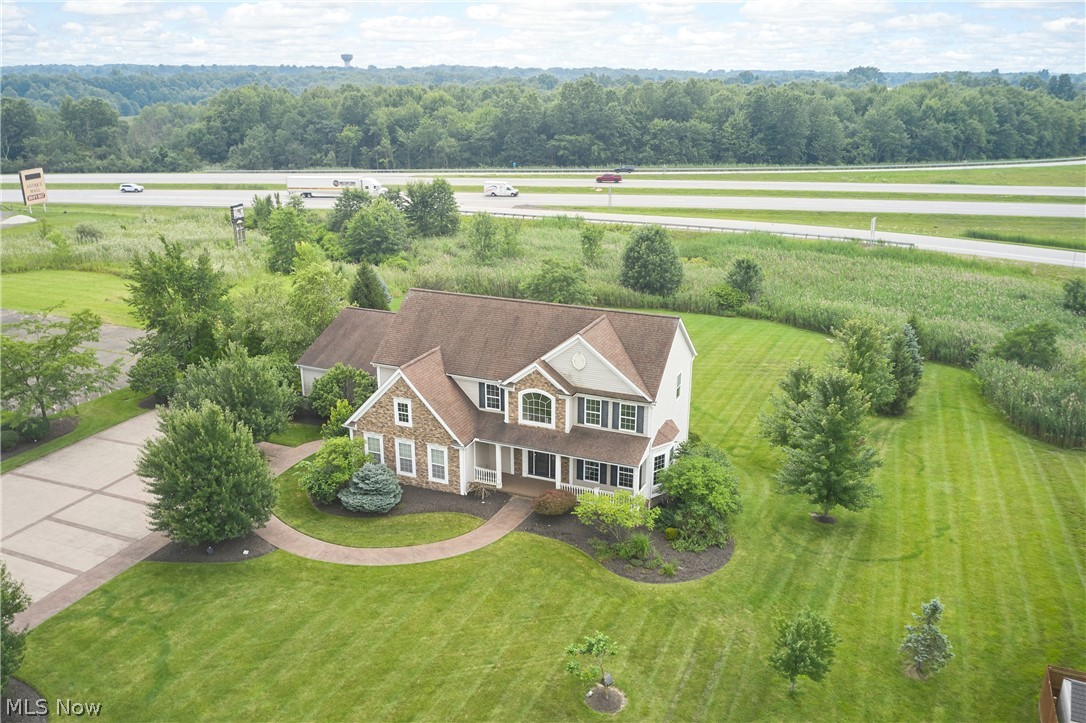 4250 Lynn Road Property Photo 1