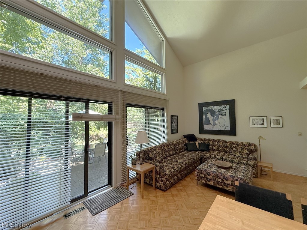 438-73 Cedar Ridge Property Photo 2