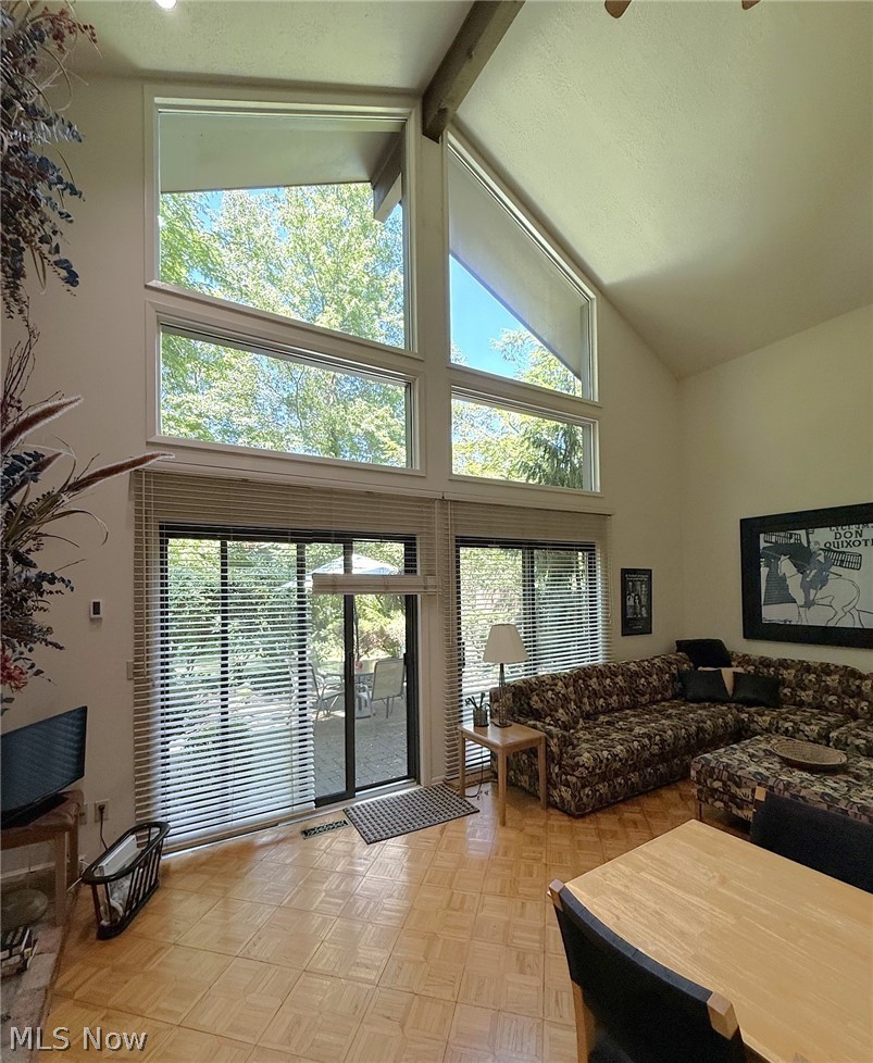 438-73 Cedar Ridge Property Photo 4