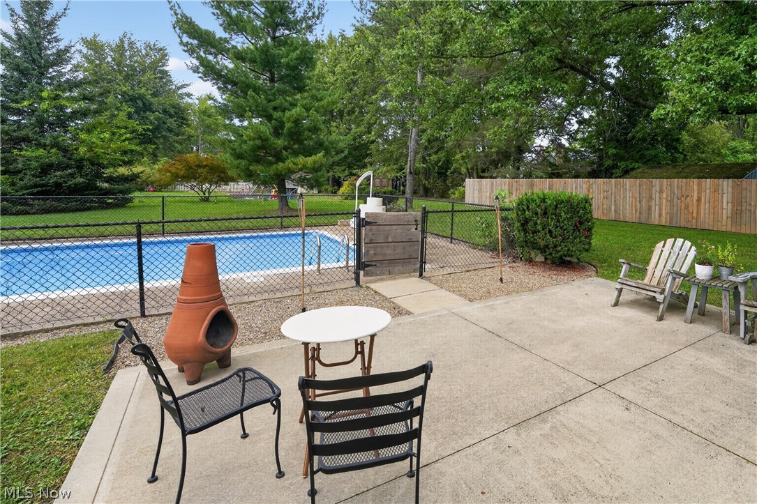 632 Beech Street Property Photo 43