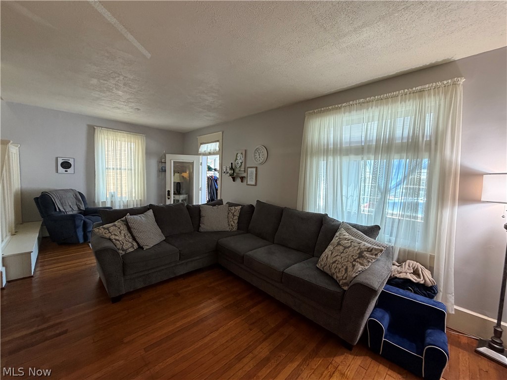 605 Mckinnon Avenue Property Photo 8