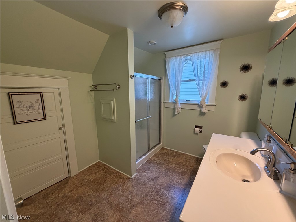 605 Mckinnon Avenue Property Photo 14