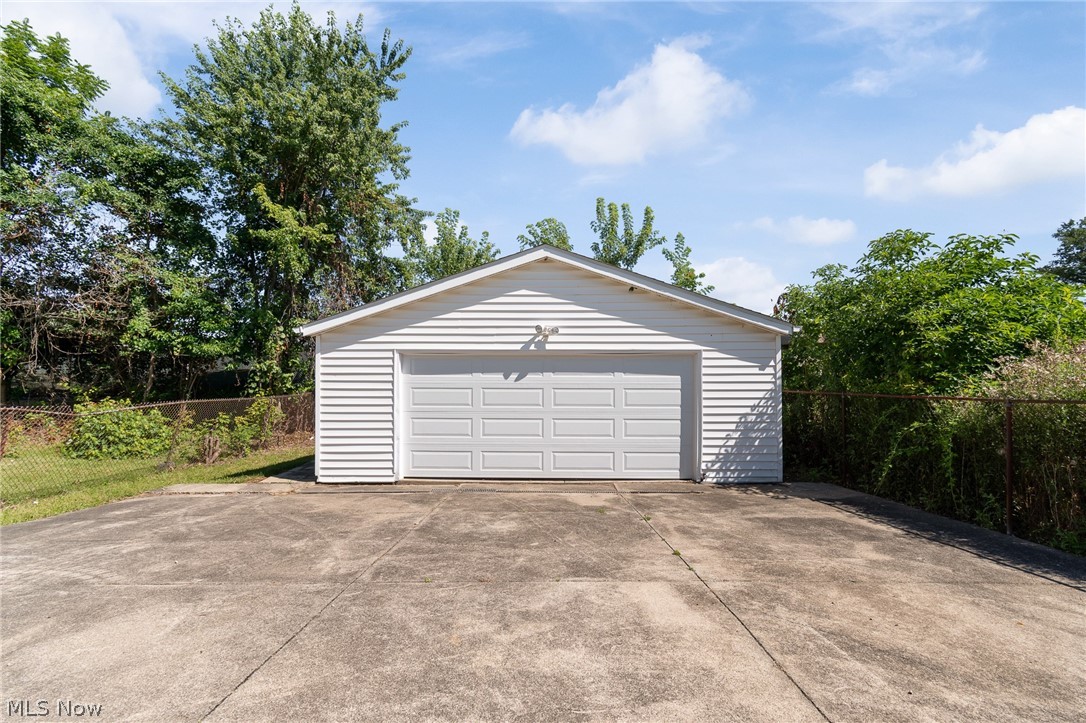 697 Ocean Avenue Property Photo 30