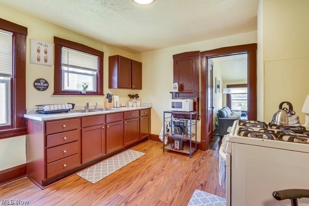 440 Ferndale Avenue Property Photo 6